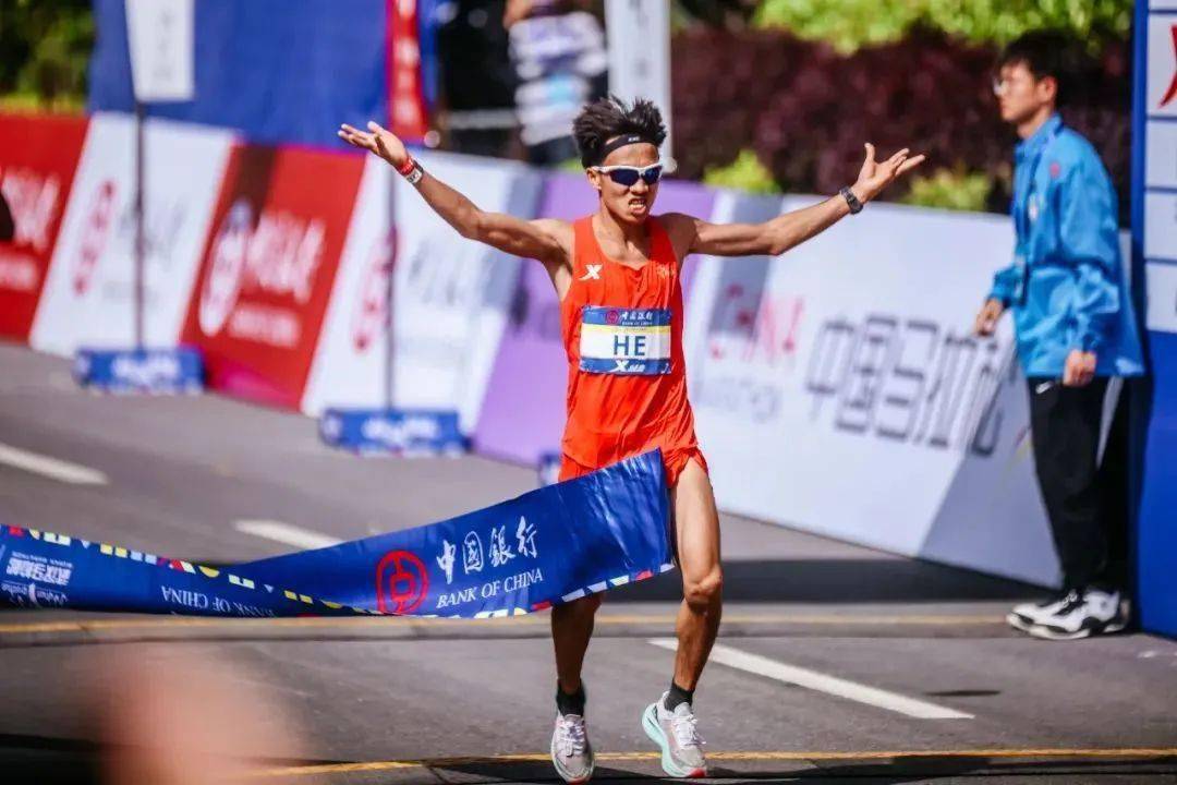 包含刚果射击选手神来之笔，成功登顶领奖台的词条