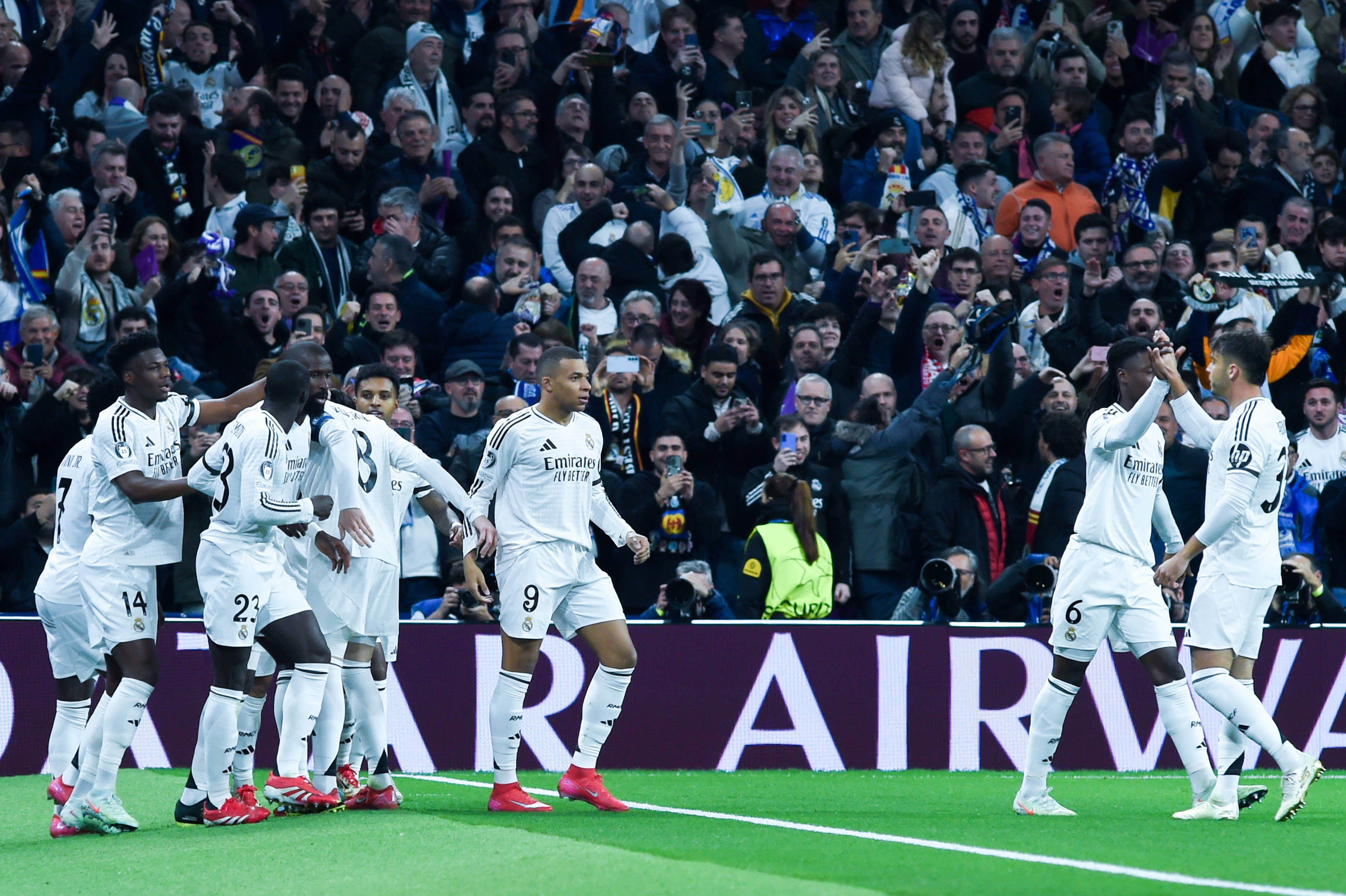 爱游戏官网-皇马小胜拜仁，晋级欧冠决赛