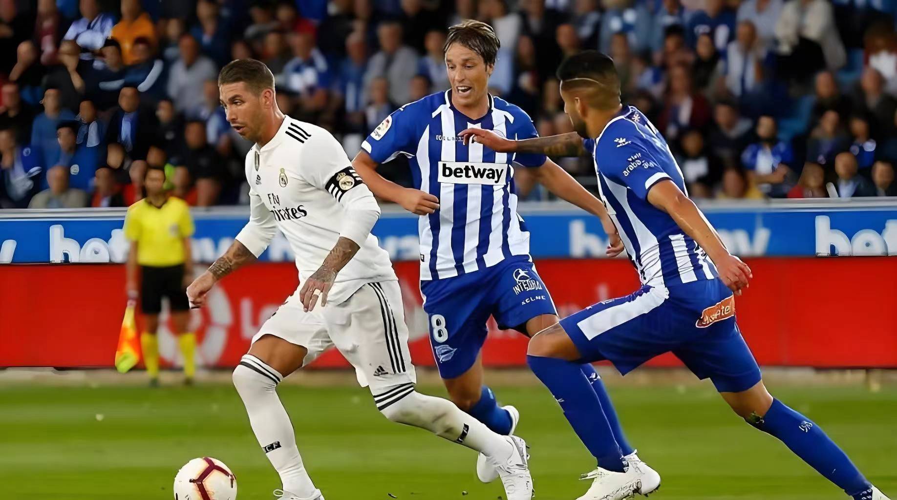 关于阿拉维斯主场击败埃瓦尔，实现保级目标的信息