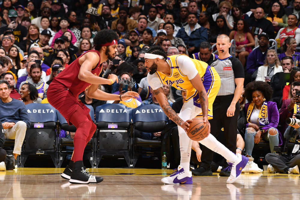 爱游戏app-骑士横扫湖人，取得连胜