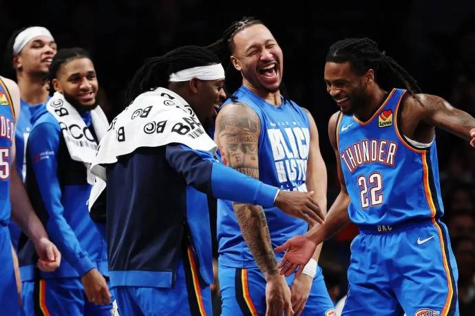 爱游戏网页版入口-快船连胜独行侠，哈雷尔30+10