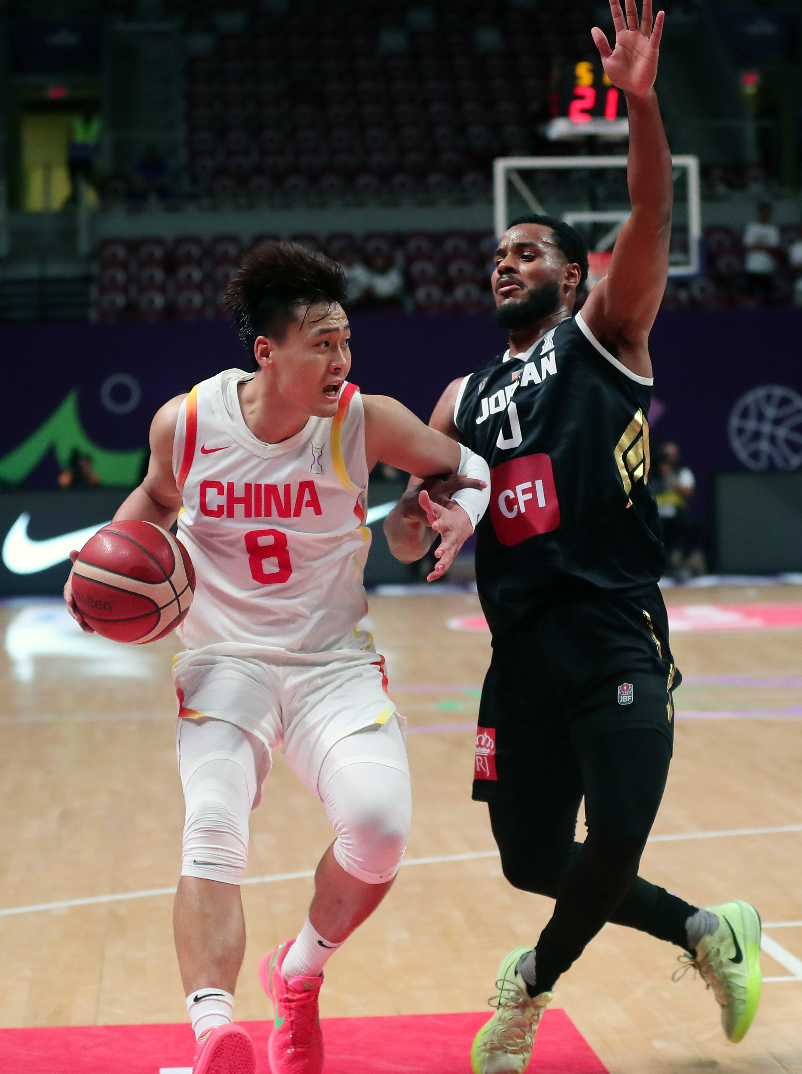 关于亚洲男篮联赛精彩对决，中国广州队逆袭取得连胜的信息