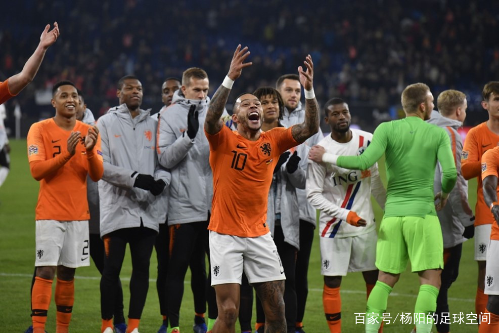 荷兰队艰难获胜，成功晋级欧洲国家杯决赛